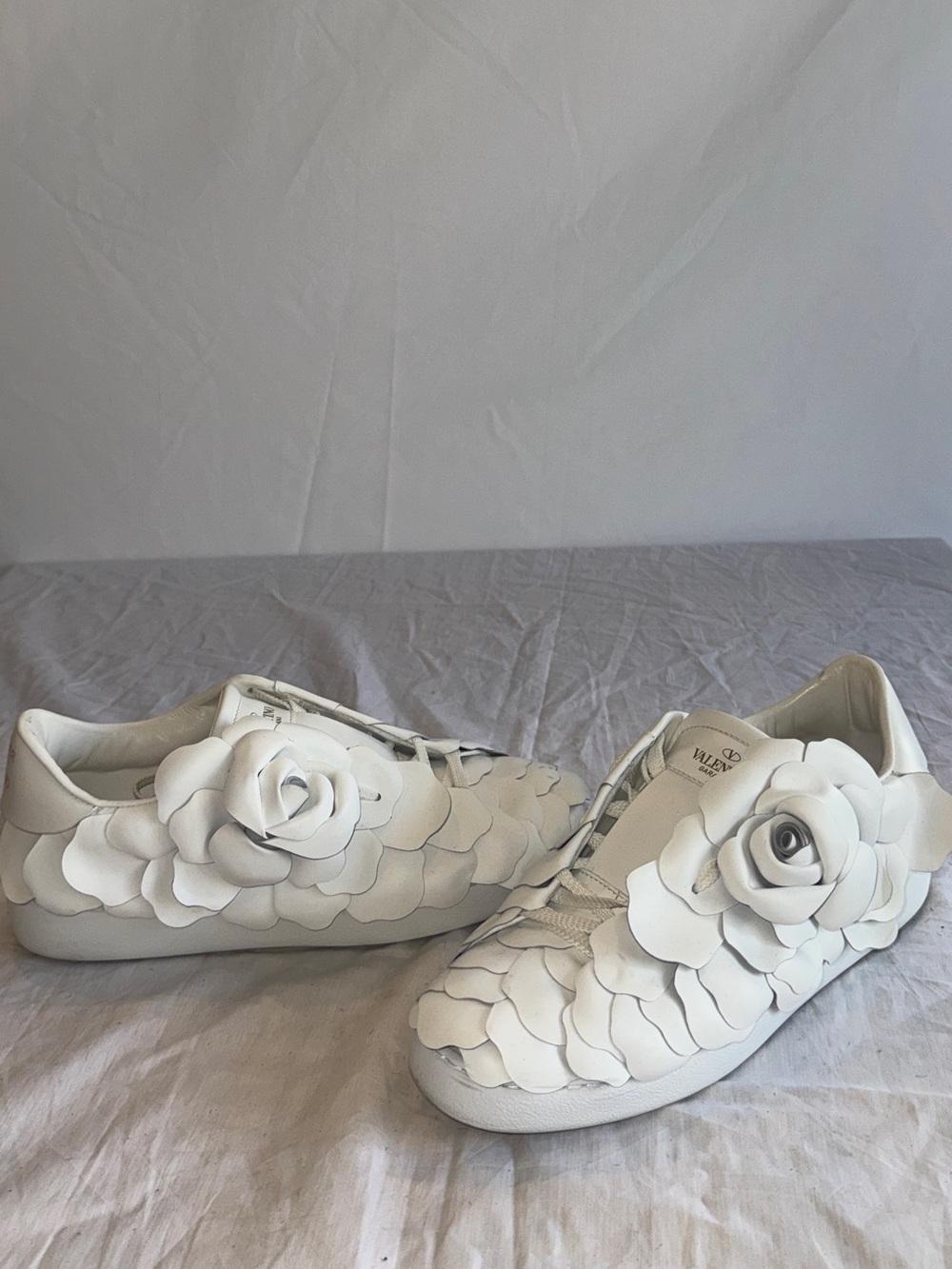 Valentino Garavani White Floral Appliqué Leather Sneakers